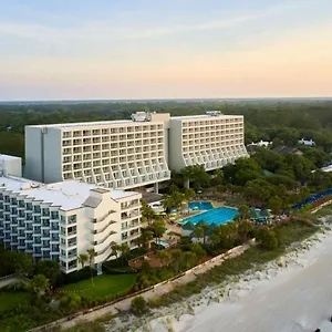 Resort Hilton Beachfront &